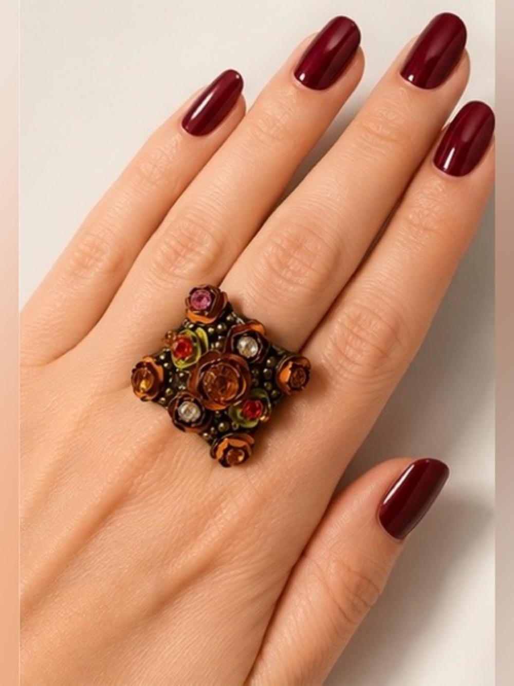 ✨🌹Vintage Floral Metallic Enamel Rhinestone Cluster Ring🌹✨